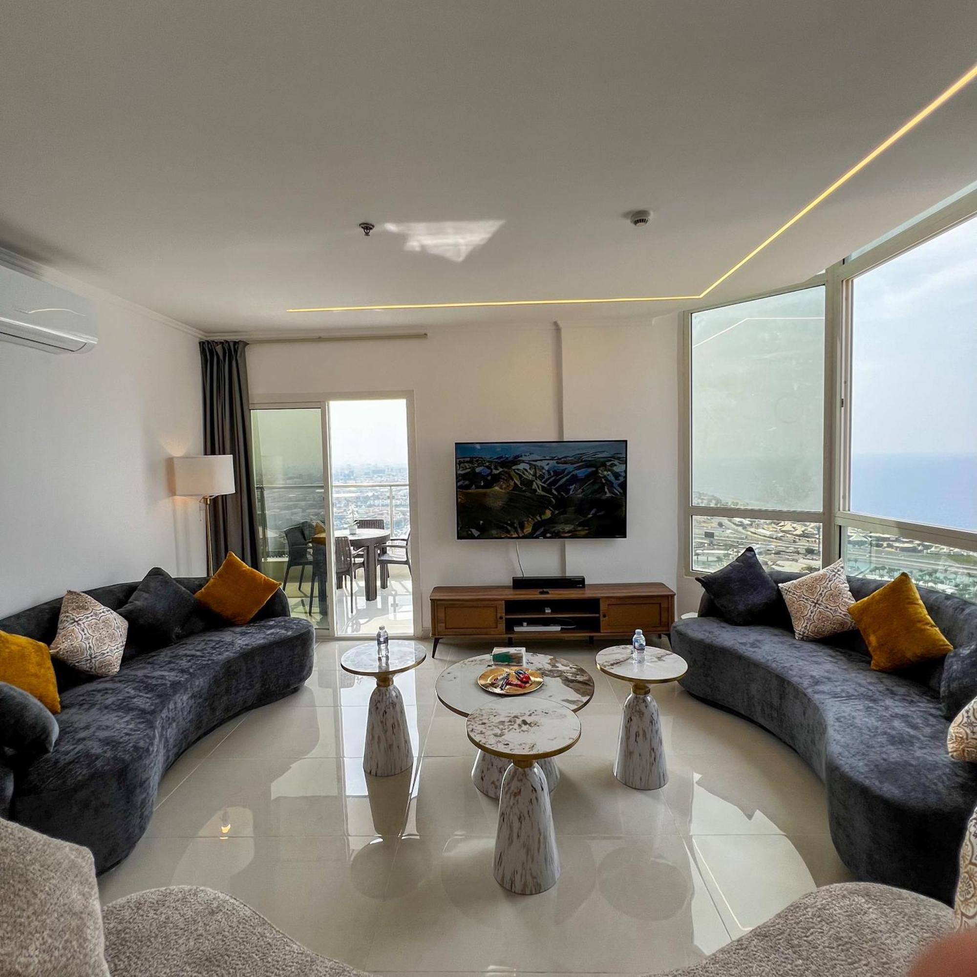 Sky-high عنان السماء Apartment Jeddah