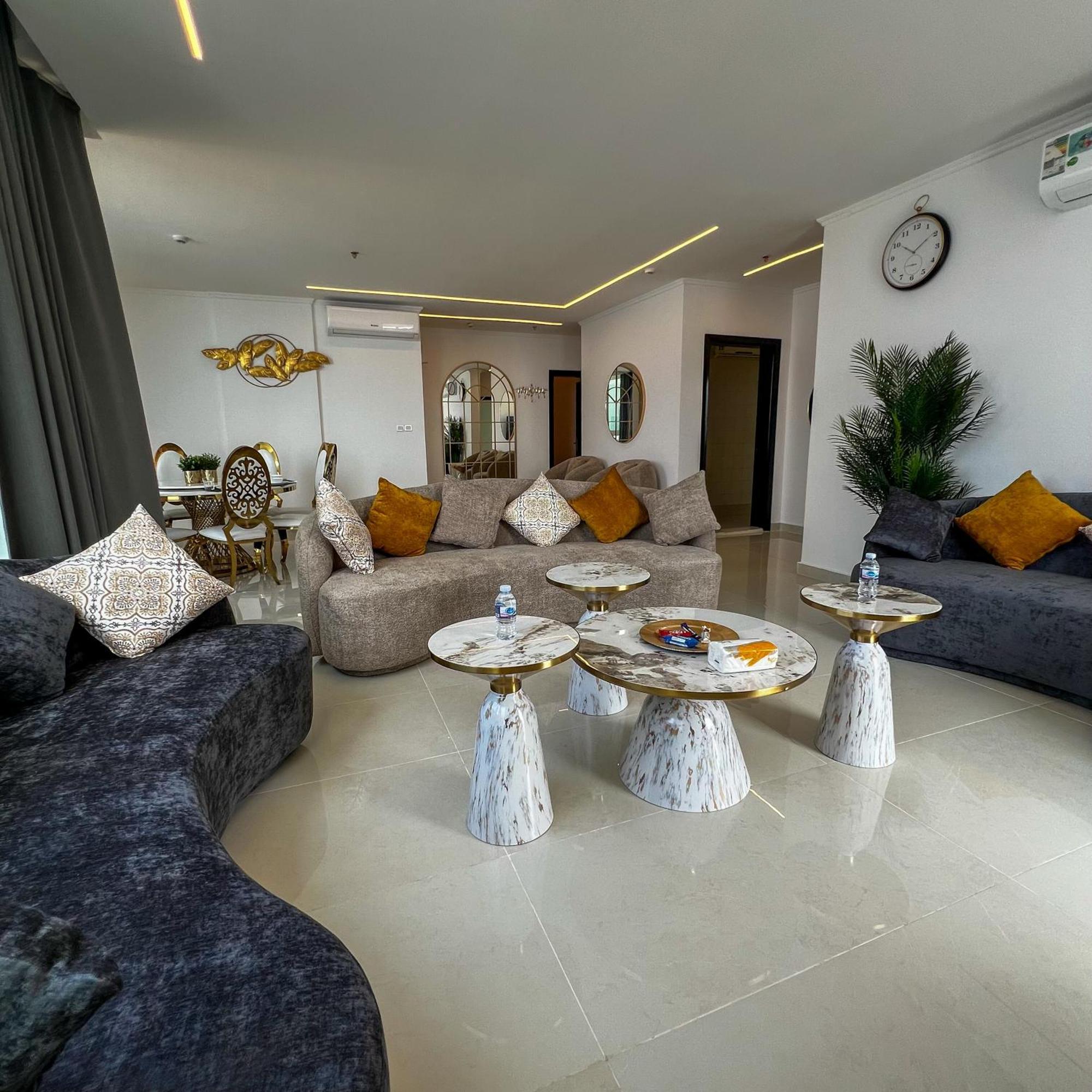 Sky-high عنان السماء * Jeddah